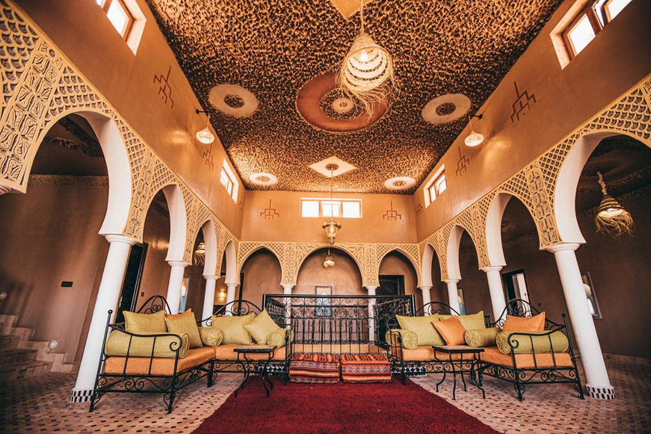Riad Merzouga Dunes Buitenkant foto