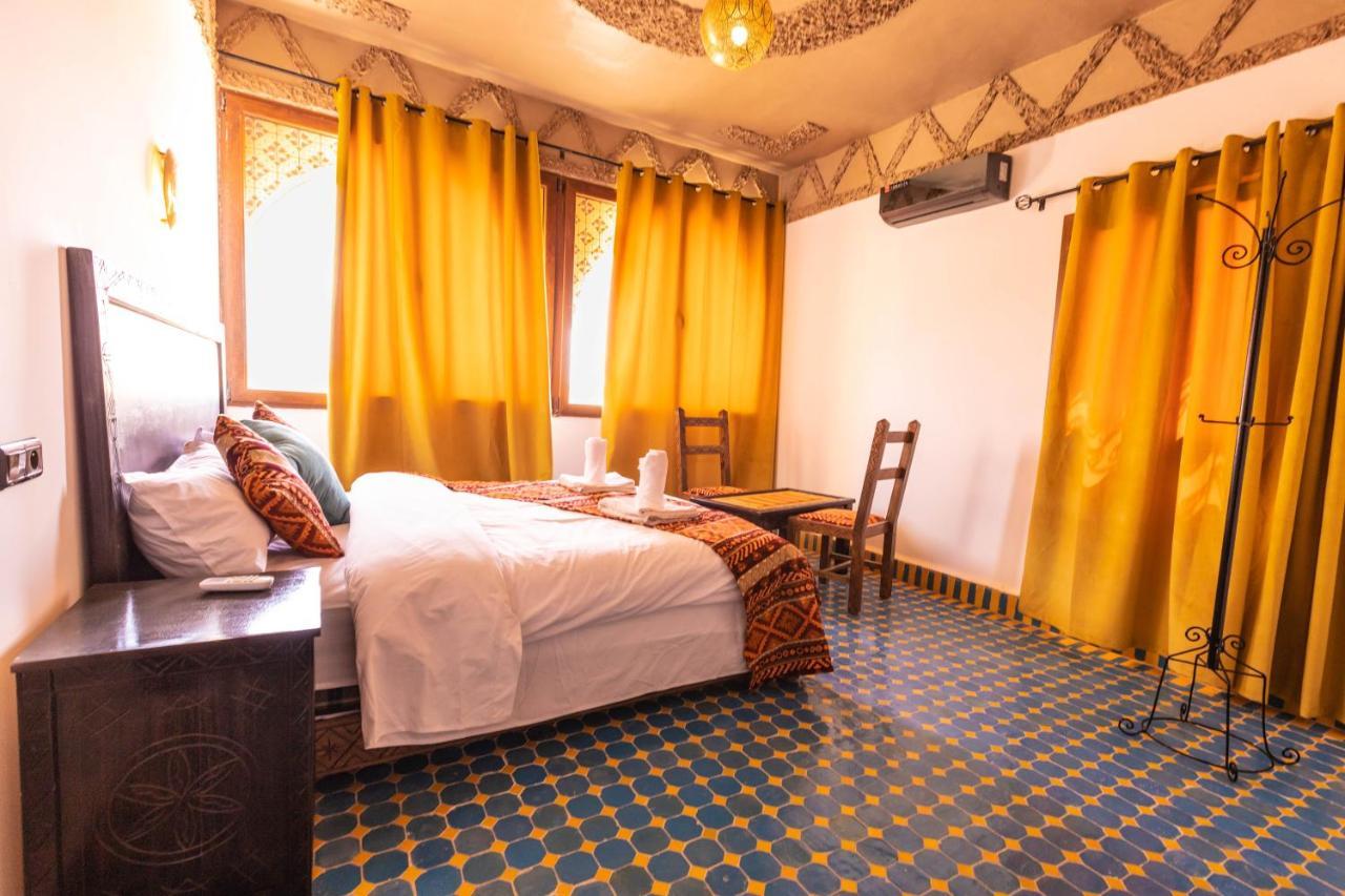 Riad Merzouga Dunes Buitenkant foto