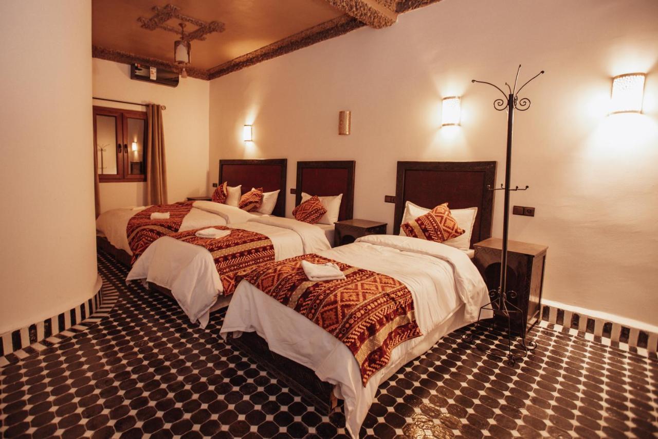 Riad Merzouga Dunes Buitenkant foto