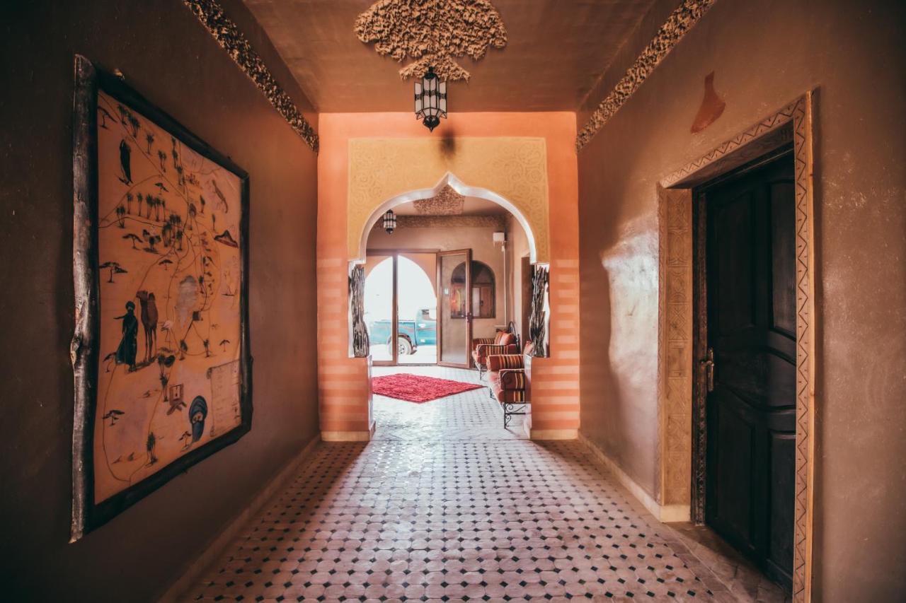 Riad Merzouga Dunes Buitenkant foto