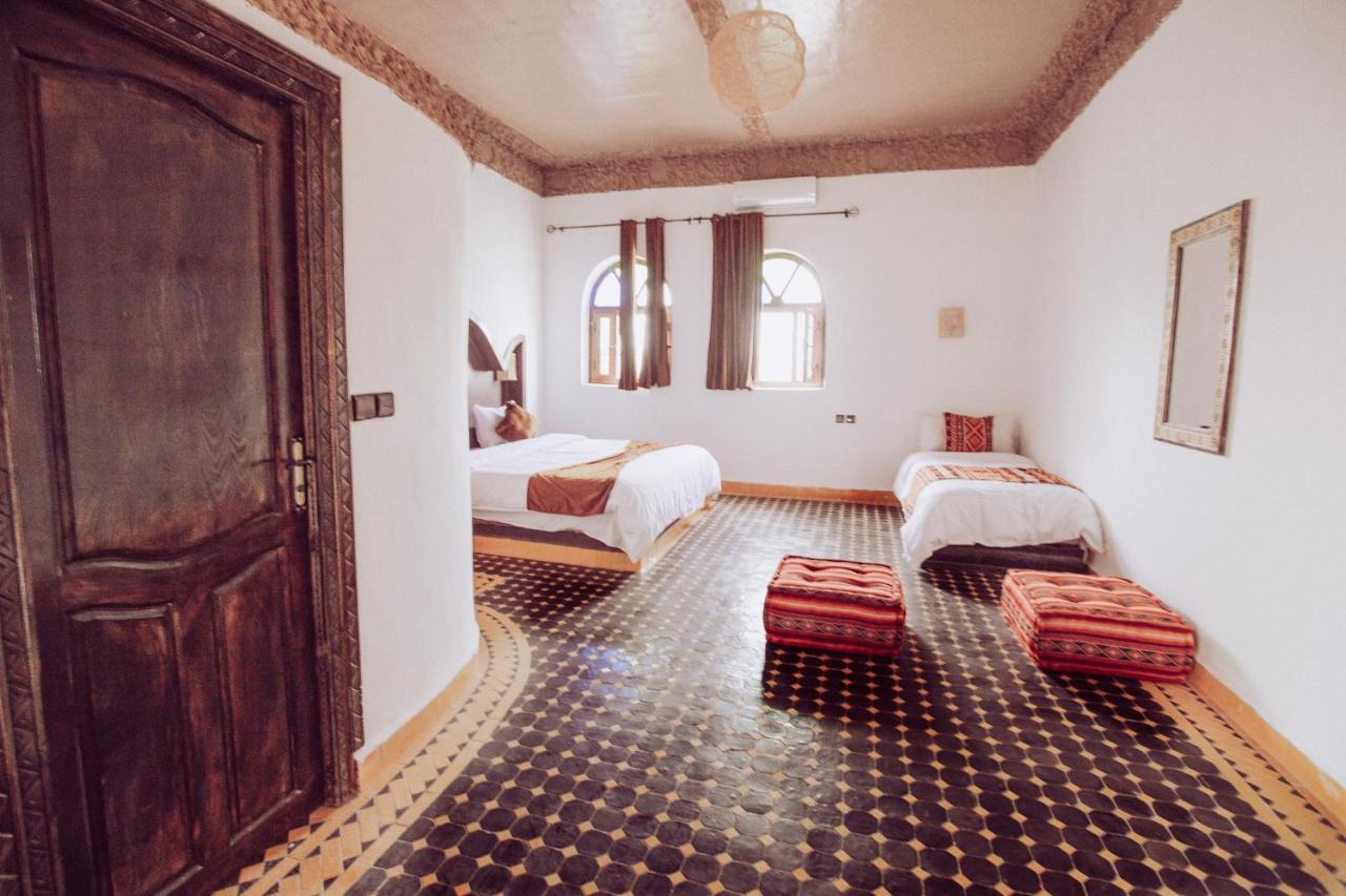 Riad Merzouga Dunes Buitenkant foto