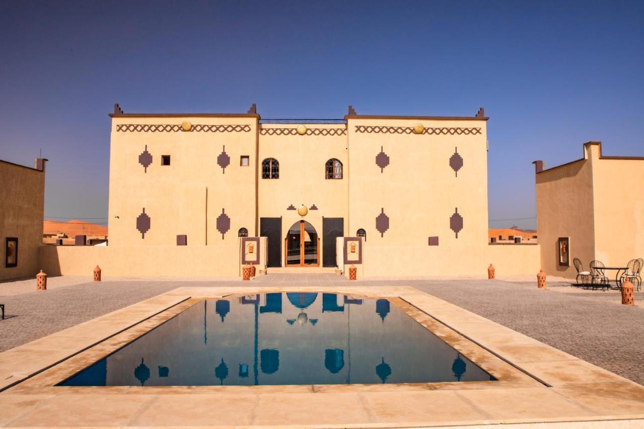 Riad Merzouga Dunes Buitenkant foto
