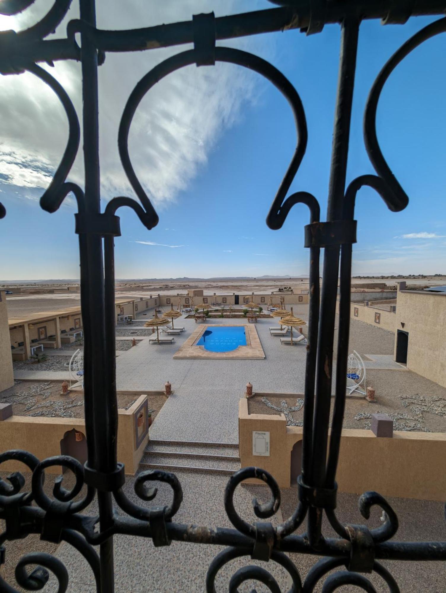 Riad Merzouga Dunes Buitenkant foto